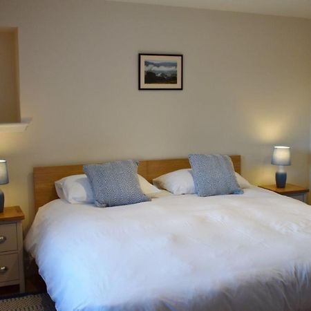 Heron Cottage, Port O Tay Питлохри Екстериор снимка