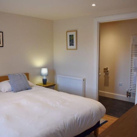 Heron Cottage, Port O Tay Питлохри Екстериор снимка