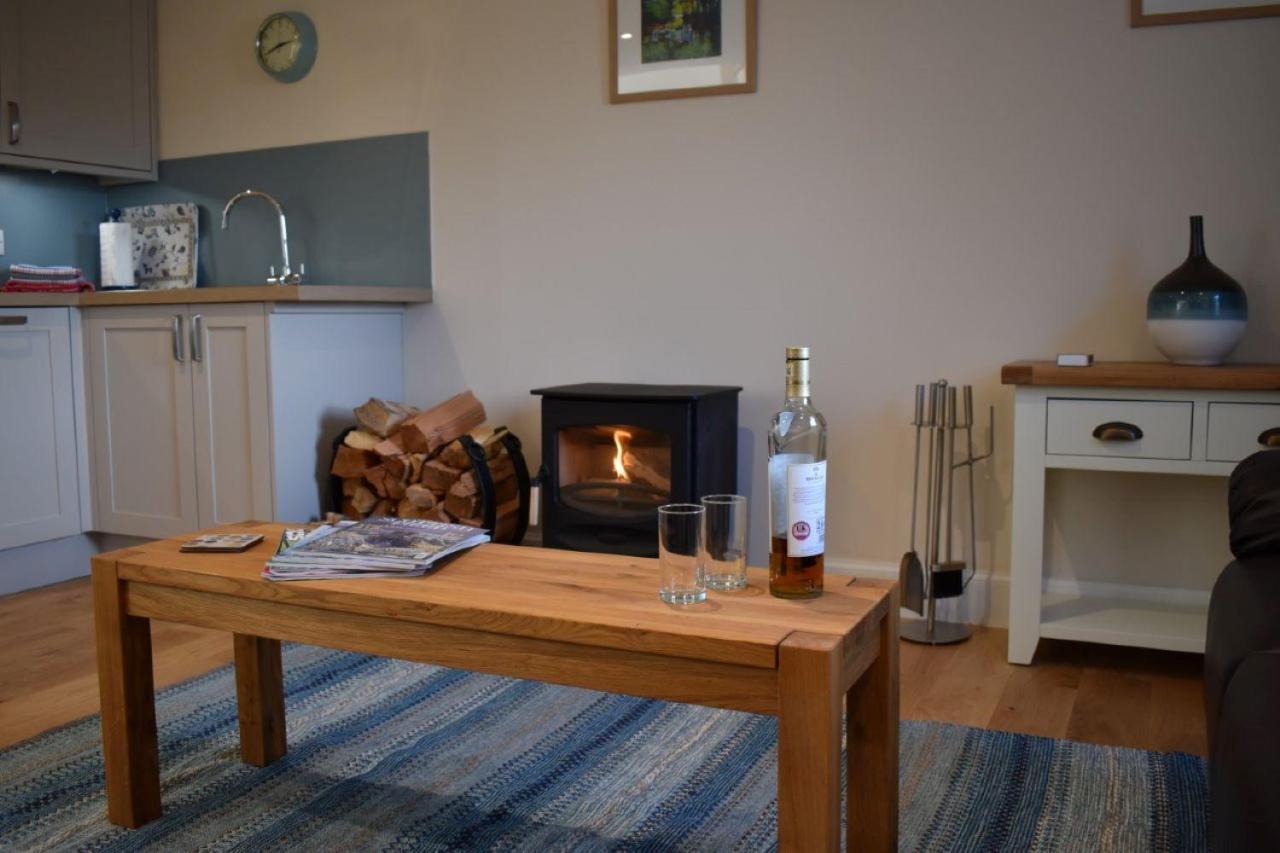 Heron Cottage, Port O Tay Питлохри Екстериор снимка