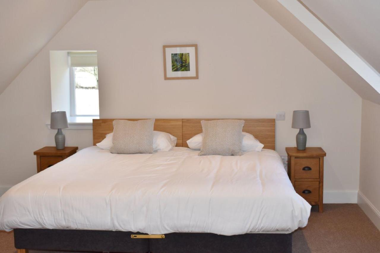 Heron Cottage, Port O Tay Питлохри Екстериор снимка