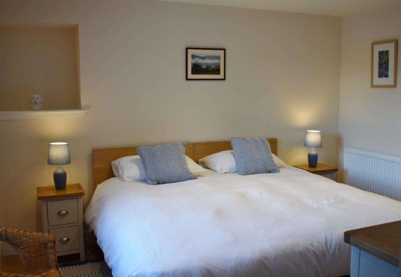 Heron Cottage, Port O Tay Питлохри Екстериор снимка