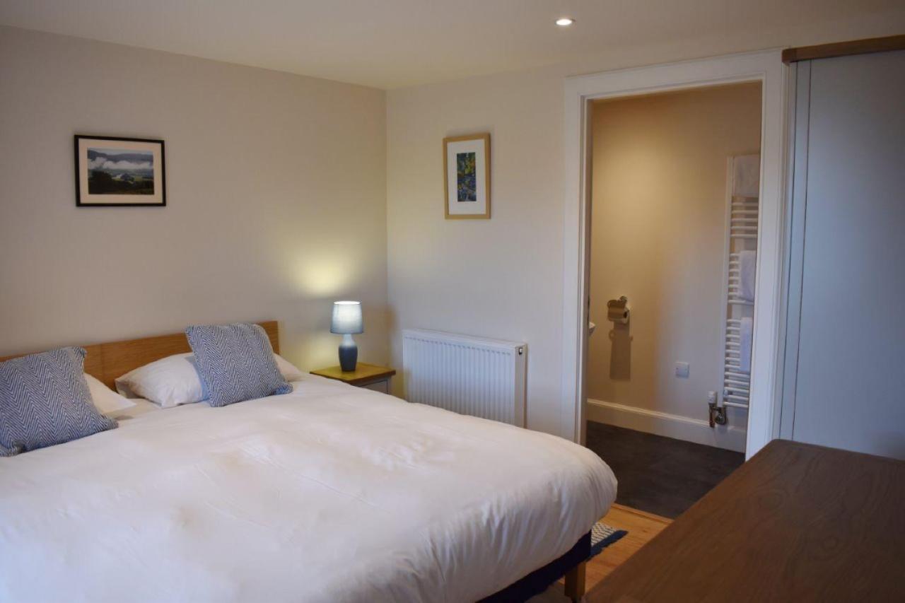 Heron Cottage, Port O Tay Питлохри Екстериор снимка